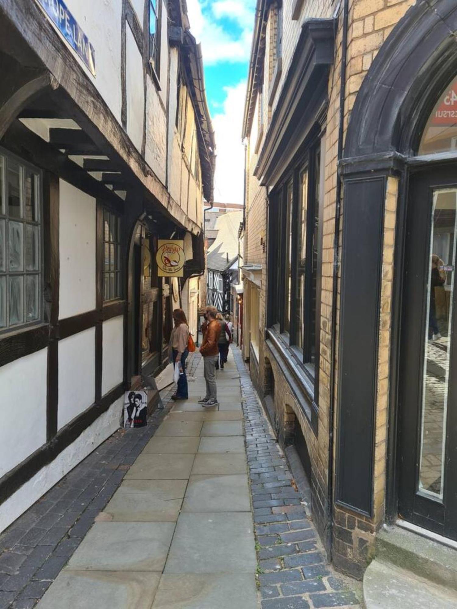 Cosy Corner - Town Centre Flat With Free Nearby Parking Daire Shrewsbury Dış mekan fotoğraf