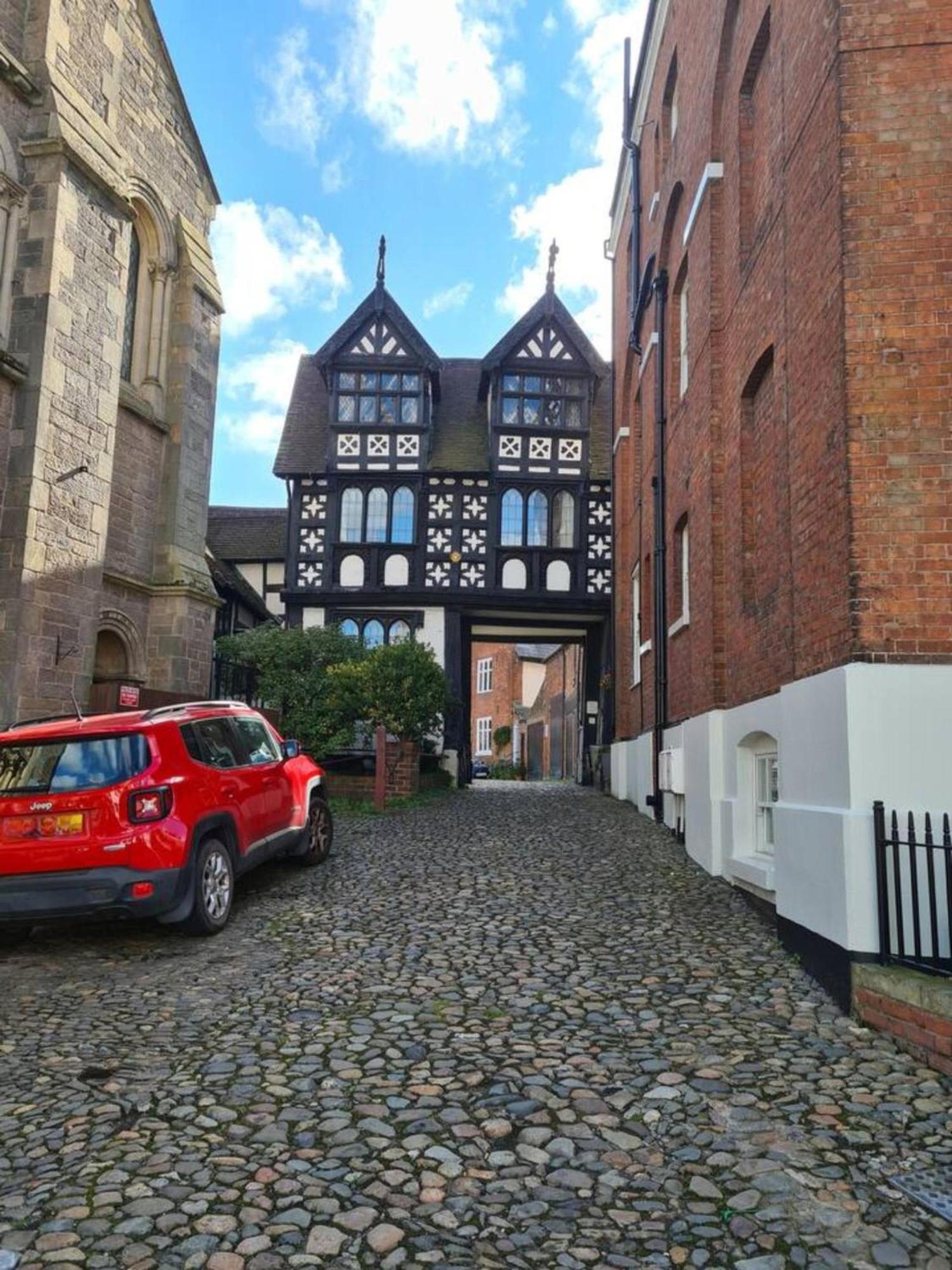 Cosy Corner - Town Centre Flat With Free Nearby Parking Daire Shrewsbury Dış mekan fotoğraf